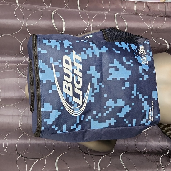 Bud Light 24 Can Backpack Cooler - Picture 1 of 4